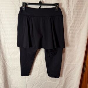 Black Skirted Knee Length Leggings XL w Ball Pockets - Excellent Condition